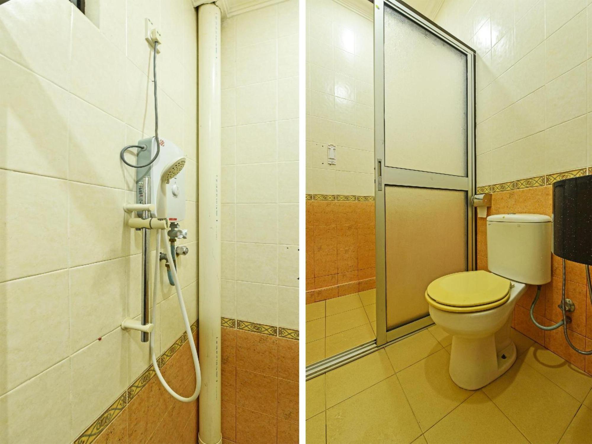 Super Oyo Capital O 90434 Marmoris House Hotel 3*