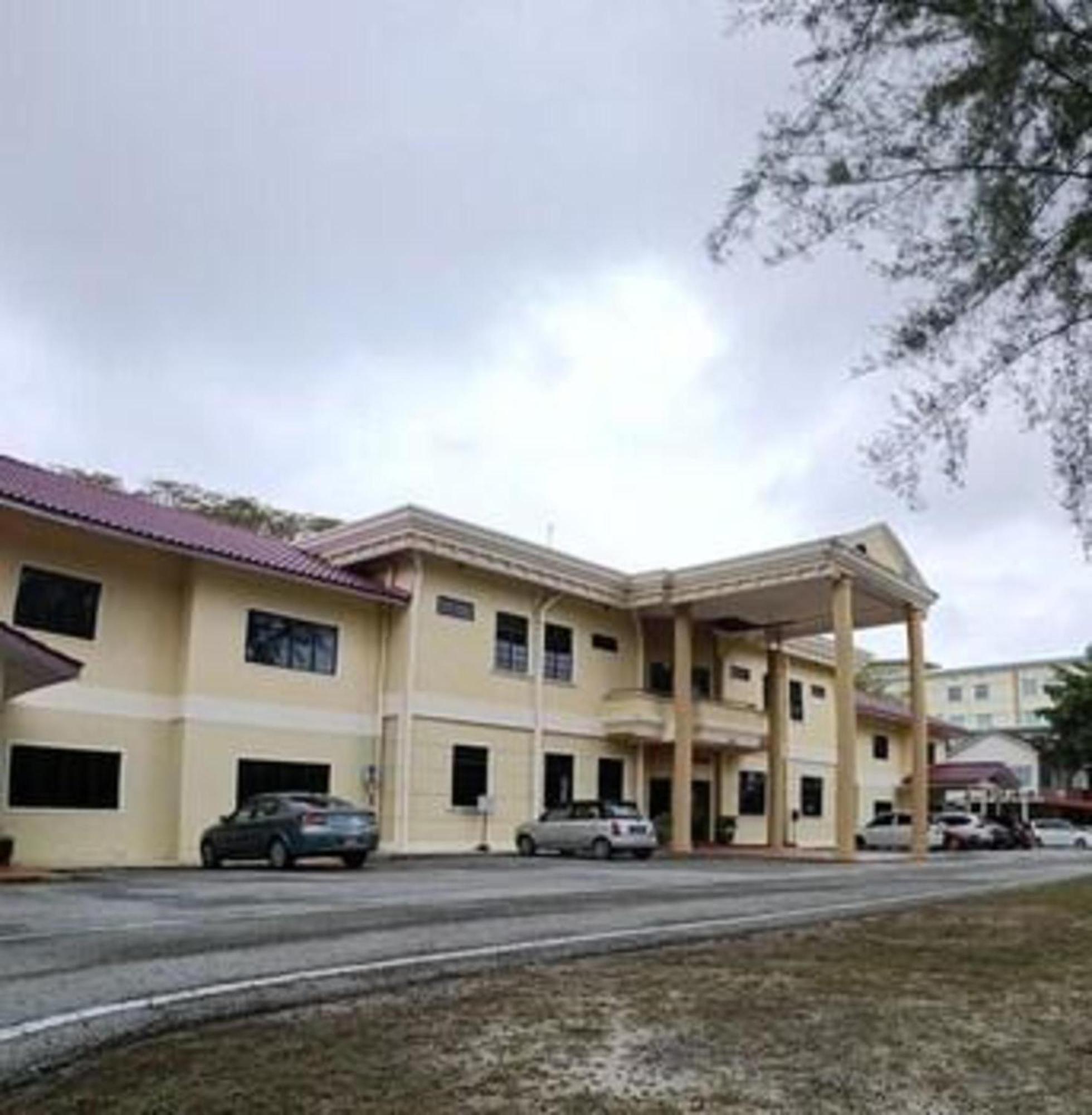Hotel Super Oyo Capital O 90434 Marmoris House
